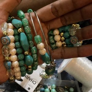 Beaded bracelet set /rings to match